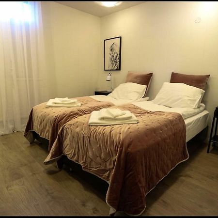 10B Gamla Læknishúsið HG15108 Hotell Saudarkrokur Exteriör bild