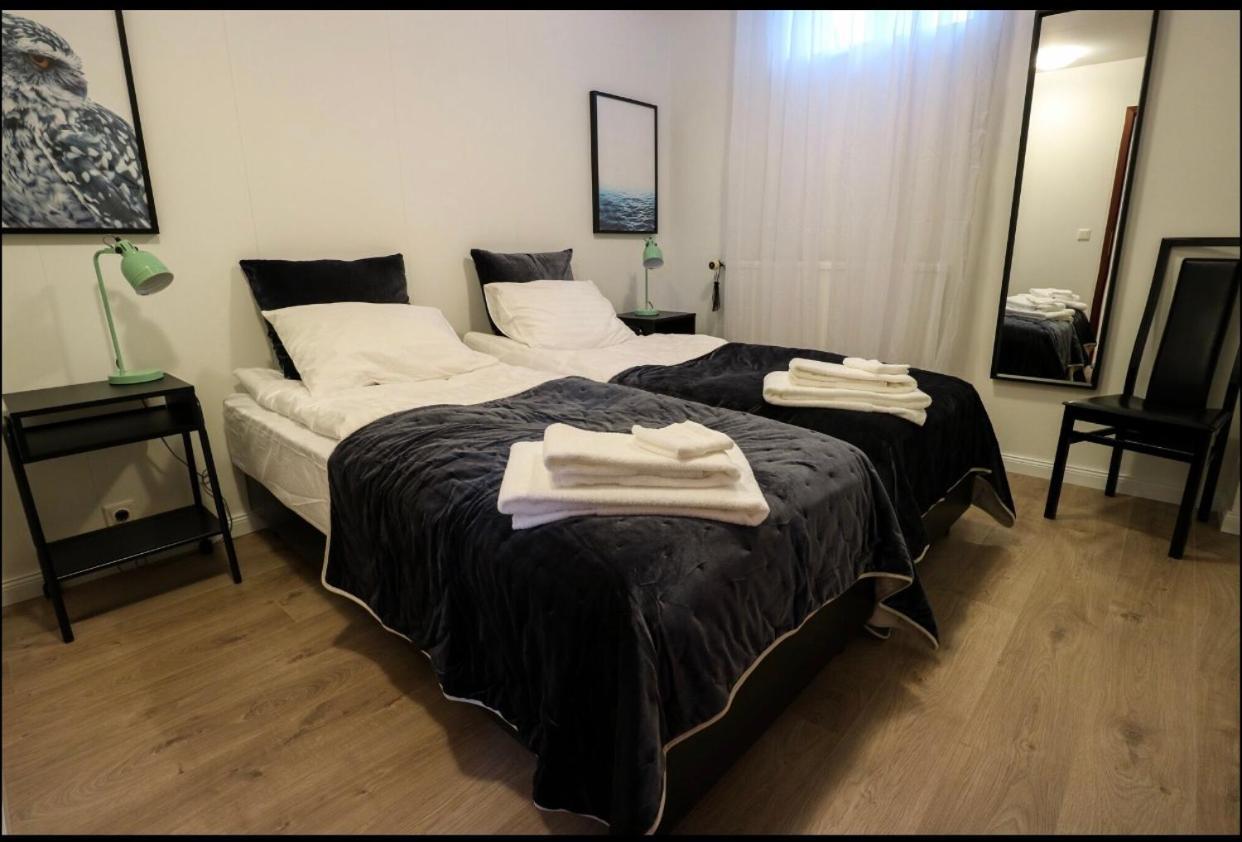 10B Gamla Læknishúsið HG15108 Hotell Saudarkrokur Exteriör bild