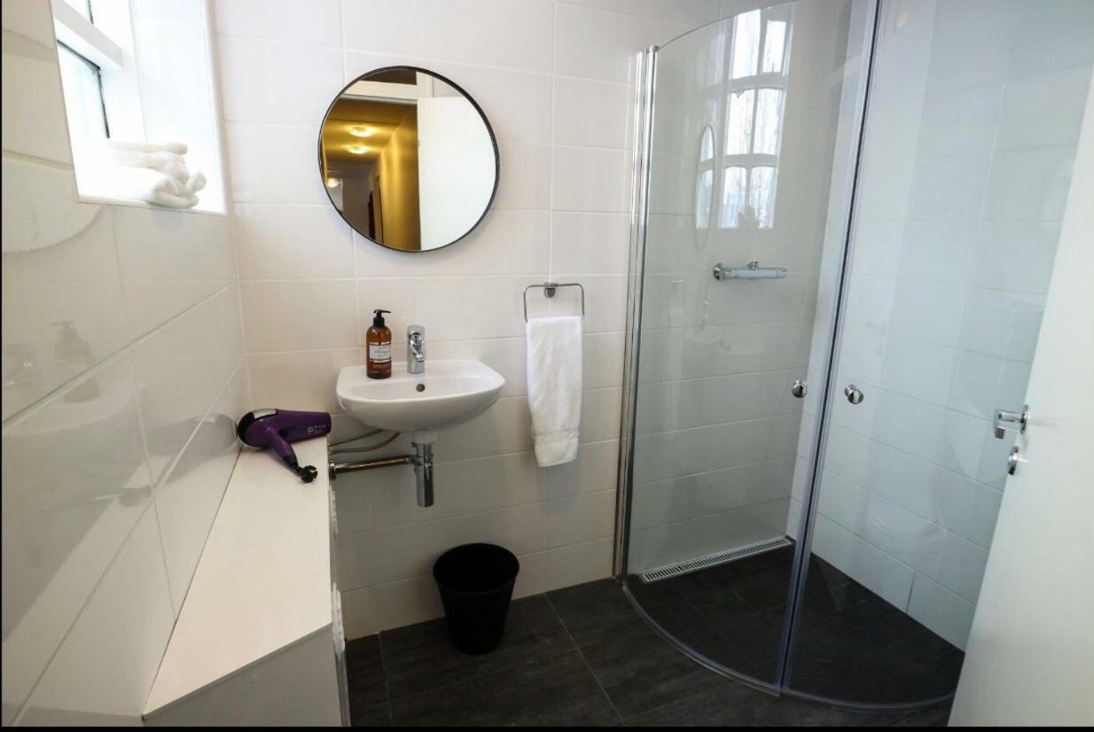 10B Gamla Læknishúsið HG15108 Hotell Saudarkrokur Exteriör bild