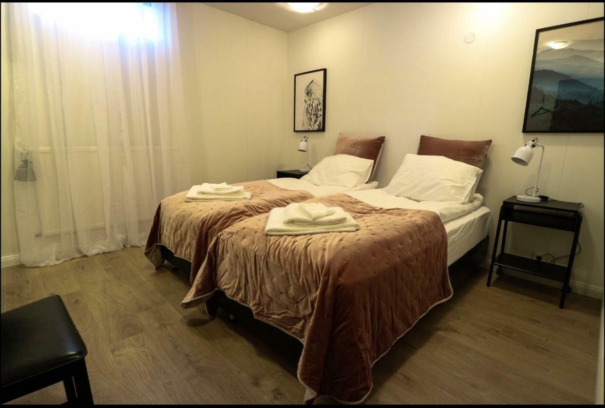 10B Gamla Læknishúsið HG15108 Hotell Saudarkrokur Exteriör bild